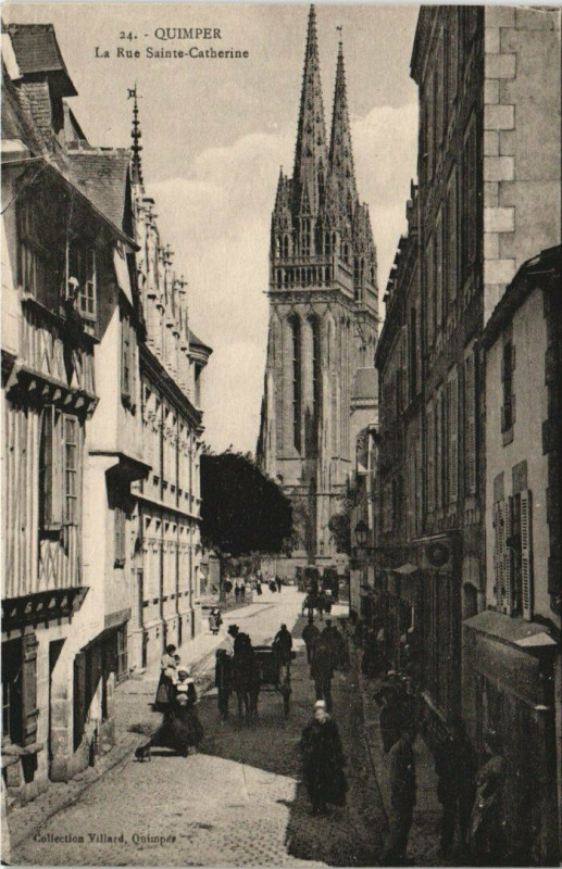 Carte postale ancienne Quimper Rue Sainte-Catherine à Quimper