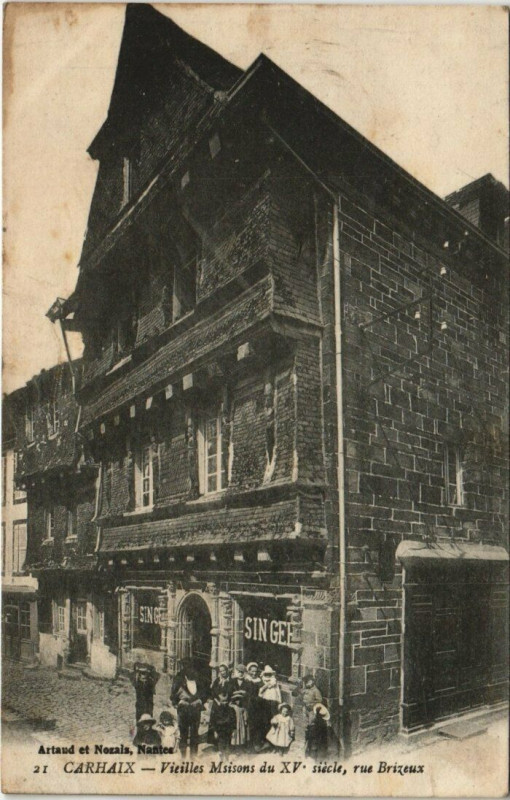 Carte postale ancienne Carhaix Rue Brizeux