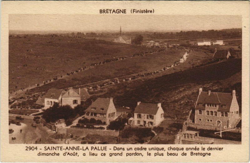 Carte postale ancienne Sainte-Anne-La Paule - Dans un cadre unique