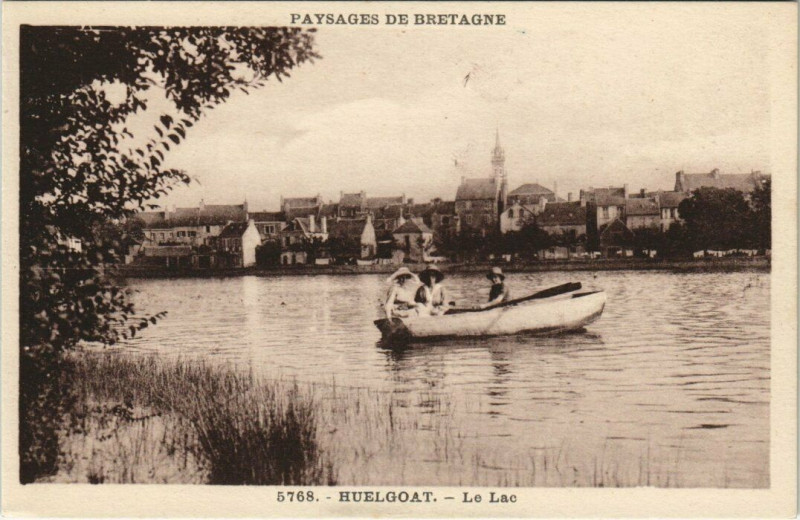 Carte postale ancienne Huelgoat Le Lac à Huelgoat