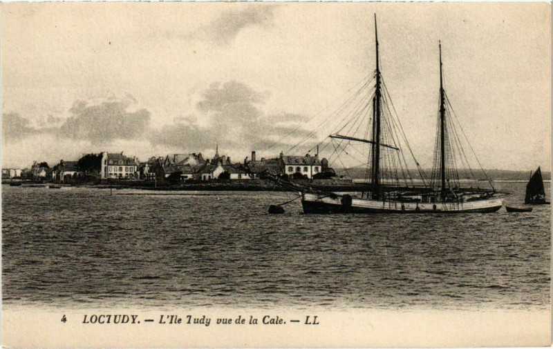 Carte postale ancienne Loctudy- Ile Tudy vue de la Cale France à Loctudy