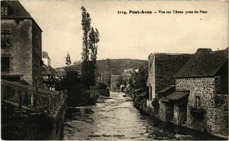 Carte postale ancienne Pont Aven- vue sur l'Aven prise du Pont France à Pont-Aven