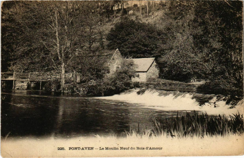 Carte postale ancienne Pont Aven- Le Moulin Neuf du Bois d'Amour France à Pont-Aven