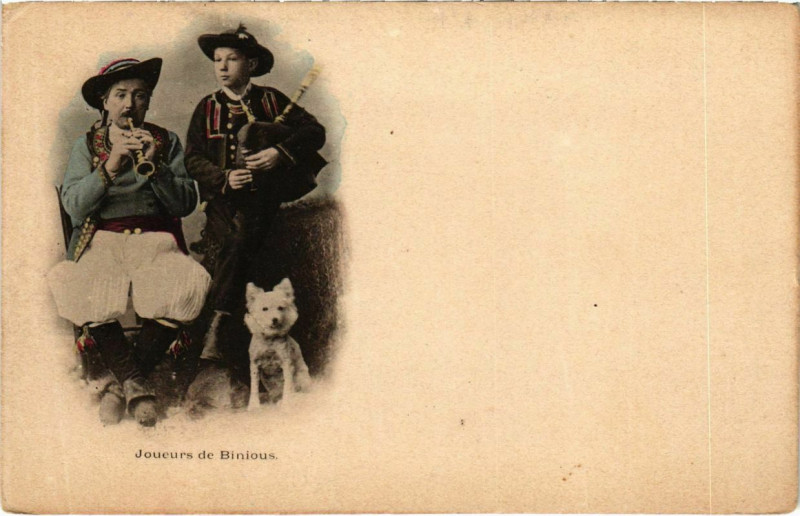 Carte postale ancienne Joueurs de Binious - Types - Folklore