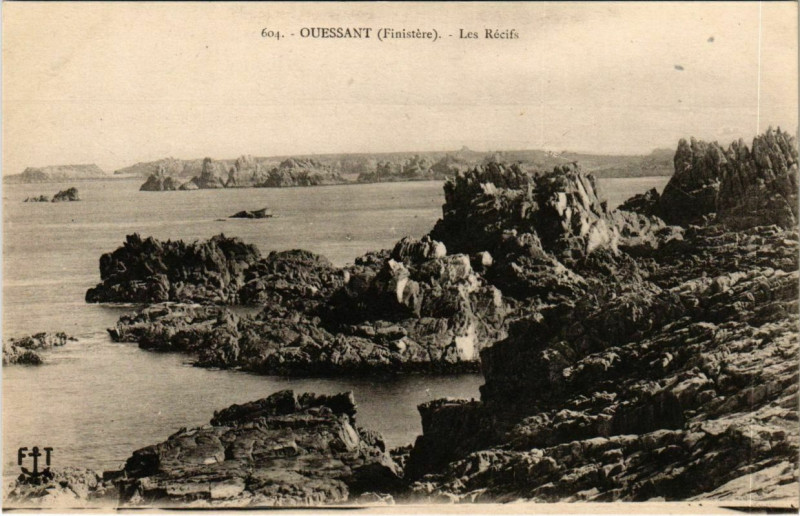 Carte postale ancienne Ouessant - Les Recifs à Ouessant