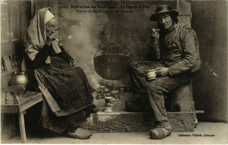 Carte postale ancienne Distraction des Vieux Joeurs - La Pipe et le Flip - Env. Quimper à Quimper