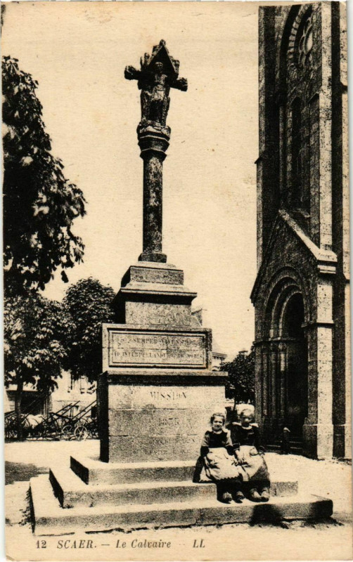 Carte postale ancienne Scaer - Le Calvaire à Scaër