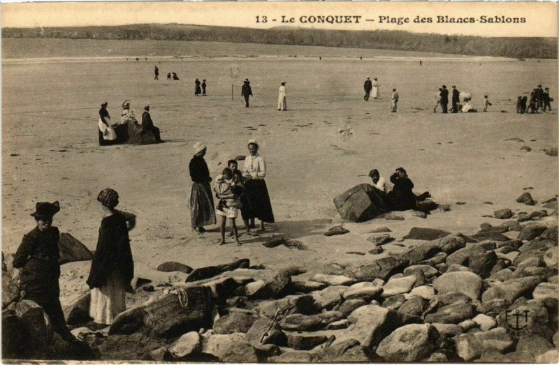 Carte postale ancienne Le Conquet - Plage des Blancs-Sablons au Conquet