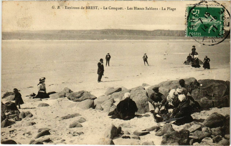 Carte postale ancienne Le Conquet - Les Blancs Sablons - La Plage - Environs de Brest au Conquet
