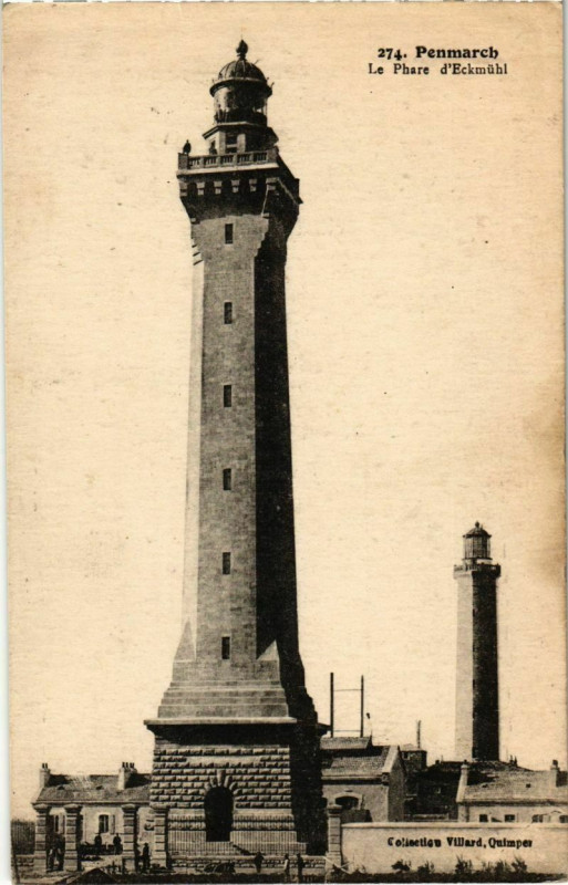 Carte postale ancienne Penmarch - Le Phare d'Eckmuhl à Penmarch