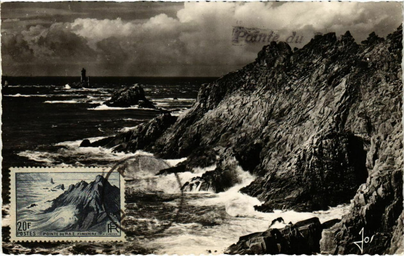 Carte postale ancienne La Pointe du Raz - Vue Generale de la Pointe