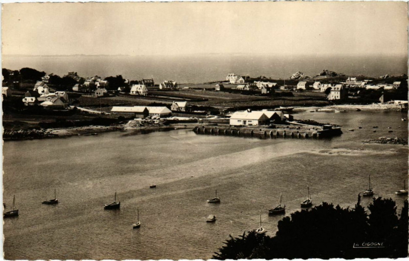Carte postale ancienne Primel-Tregastel - Les Grands Viviers