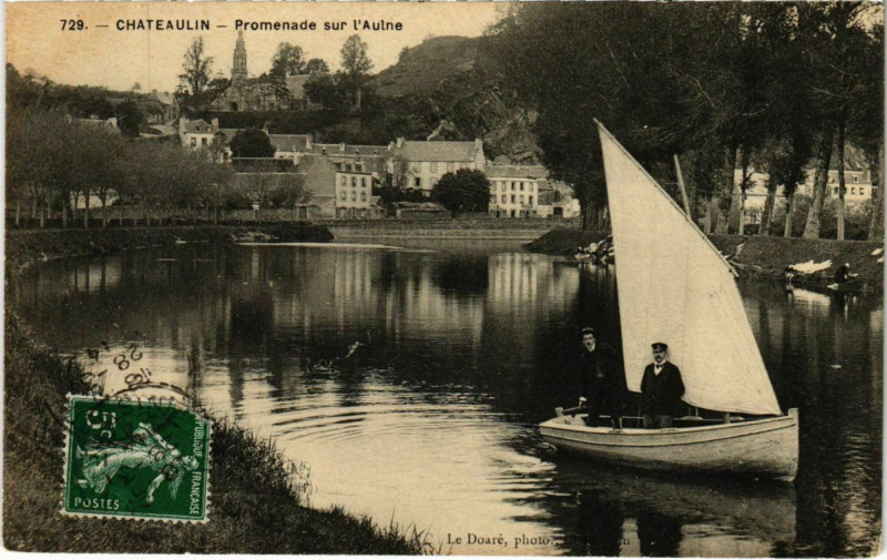 Carte postale ancienne Chateaulin - Promenade sur l'Aulne à Châteaulin