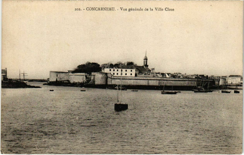 Carte postale ancienne Concerneau- vue generale de la Ville Close France