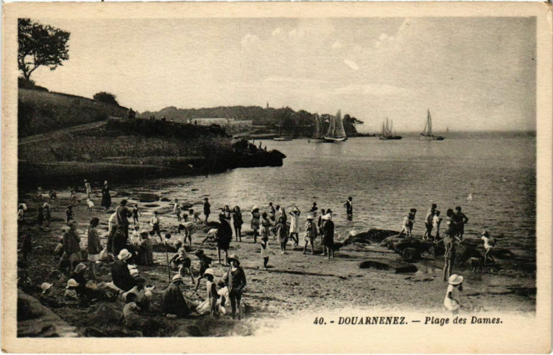 Carte postale ancienne Douarnenez- Plage des Dames France à Douarnenez