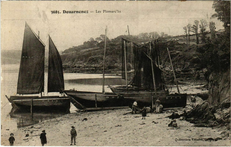 Carte postale ancienne Douarnenez- Les Plomarchs France à Douarnenez