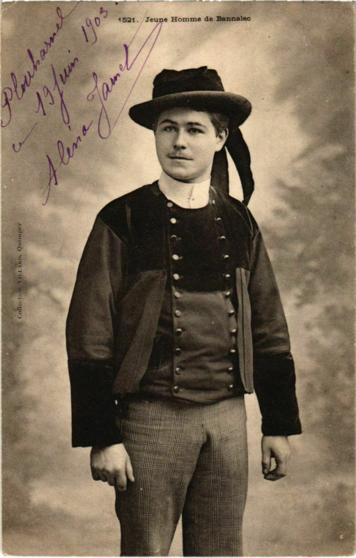 Carte postale ancienne Bannalec- Jeune Homme France à Bannalec