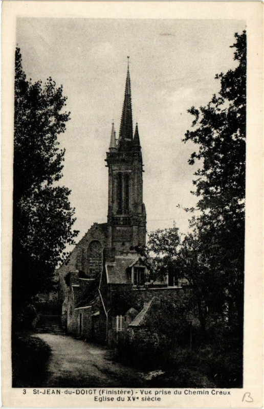 Carte postale ancienne Saint-Jean-du-Doigt (Finistere) - Vue prise du Chemin Creux Eglise à Saint-Jean-du-Doigt