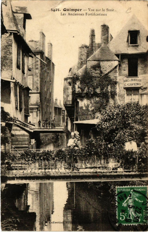 Carte postale ancienne Quimper - Vue sur le Dteir - Les Anciennes Fortifications à Quimper