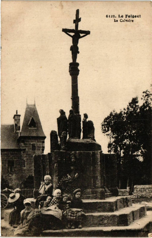 Carte postale ancienne Le Folgoet - Le Calvaire au Folgoët