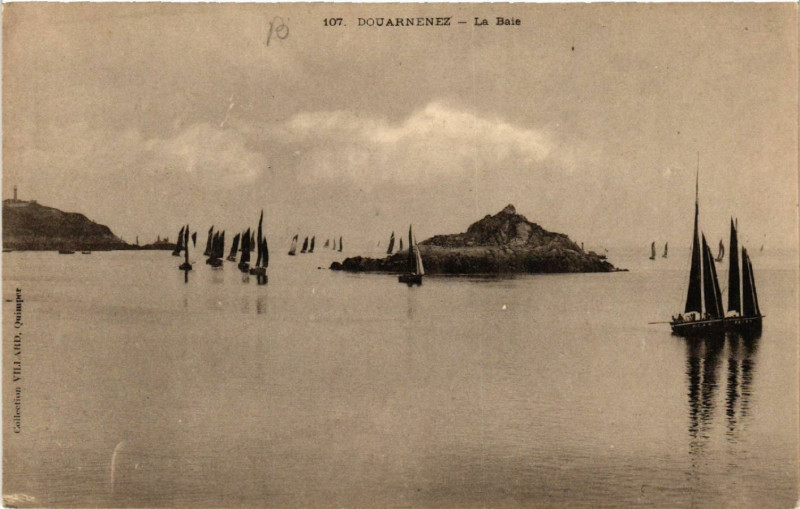 Carte postale ancienne Douarnenez - La Baie à Douarnenez