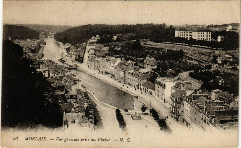 Carte postale ancienne Morlaix - Vue générale prise du Viaduc à Morlaix
