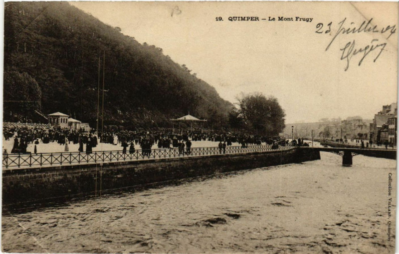 Carte postale ancienne Quimper - Le Mont Frugy à Quimper
