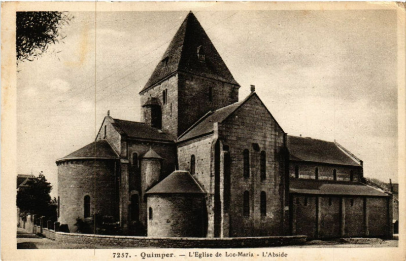 Carte postale ancienne Quimper - L'Eglise de Loc-Maria - L'Abside à Quimper