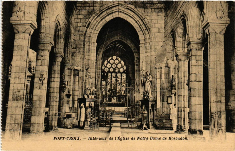 Carte postale ancienne Pont-Croix - Intérieur de l'Eglise Notre-Dame de Roscudon à Pont-Croix