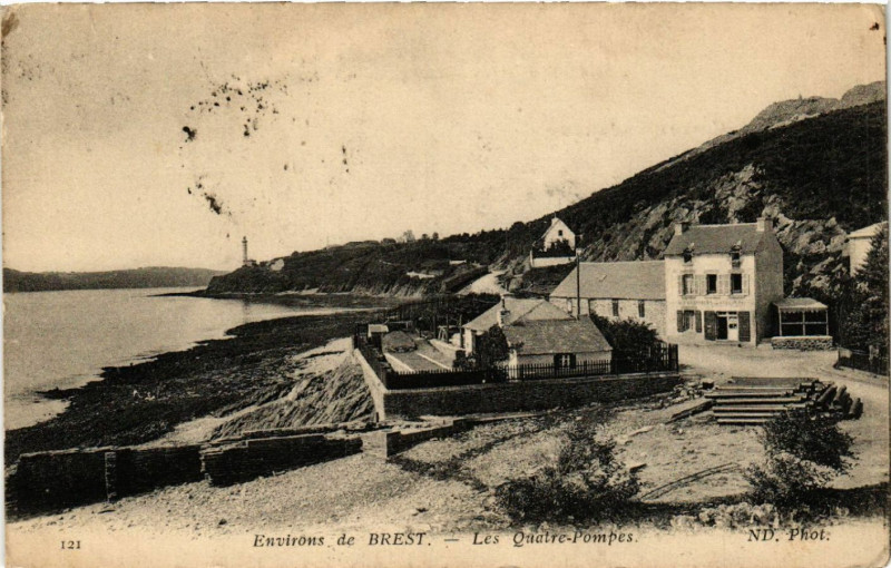 Carte postale ancienne Env. de Brest - Les Quatre-Pompes à Brest