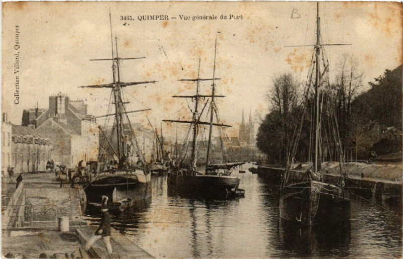 Carte postale ancienne Quimper - Vue générale du Port à Quimper