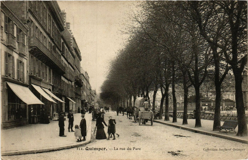 Carte postale ancienne Quimper - La rue du Parc à Quimper