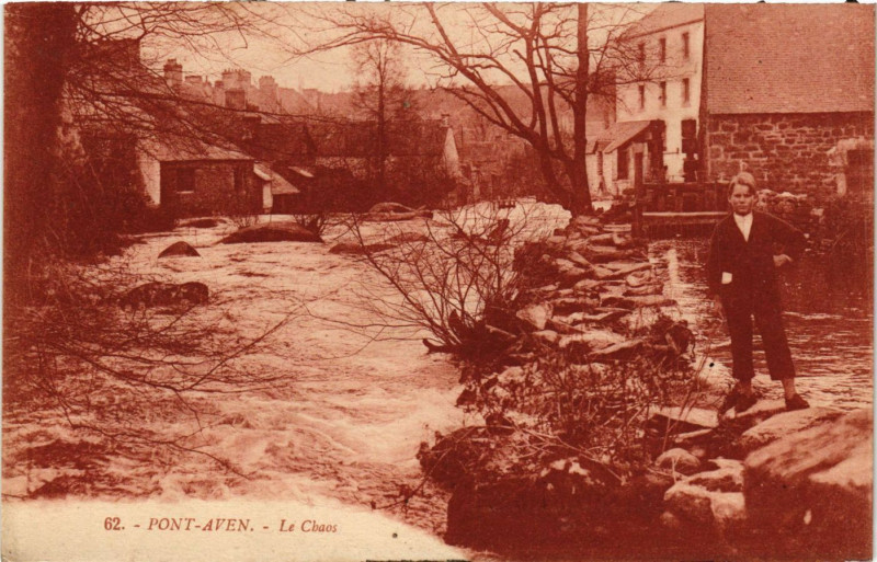 Carte postale ancienne Pont-Aven - Le Chaos à Pont-Aven