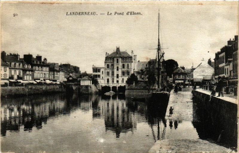 Carte postale ancienne Landerneau - Le Pont d'Elorn à Landerneau