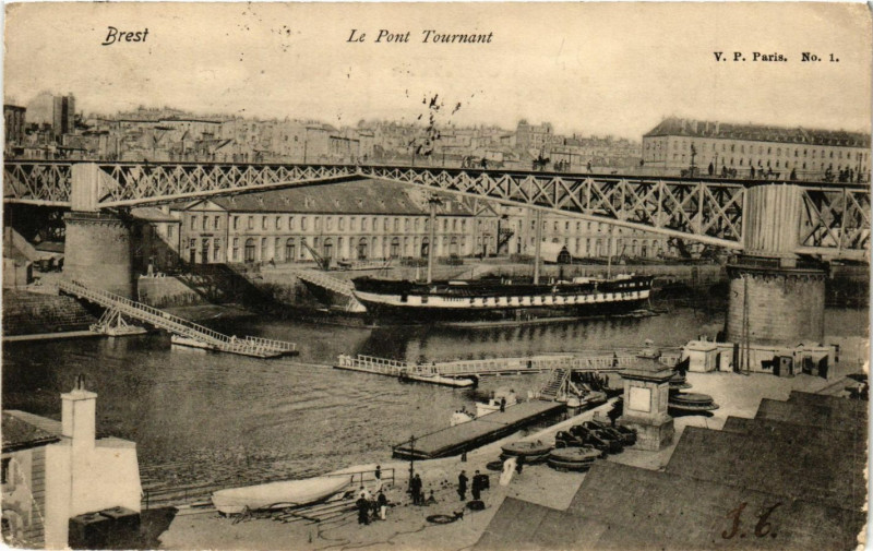 Carte postale ancienne Brest - Le Pont Tourmant à Brest
