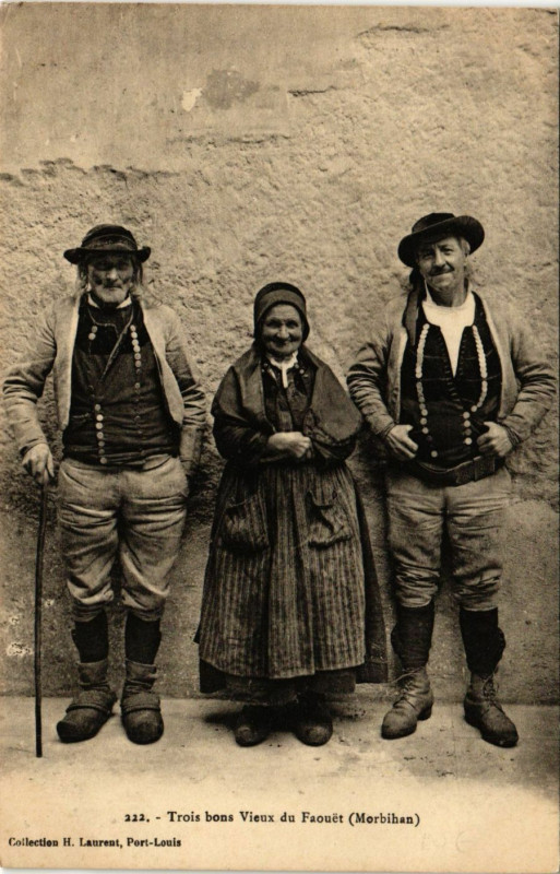 Carte postale ancienne Trois bons Vieux du Faouet - Morbihan