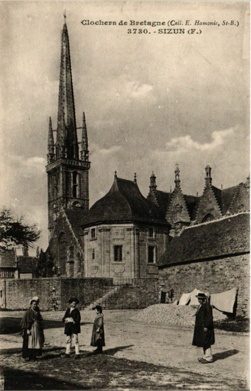 Carte postale ancienne Sizun - Clochers de Bretagne à Sizun