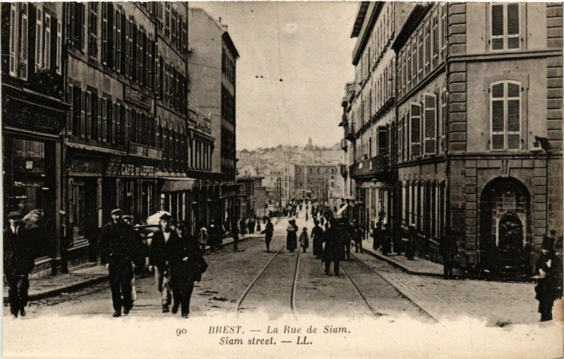 Carte postale ancienne Brest - La Rue de Siam à Brest