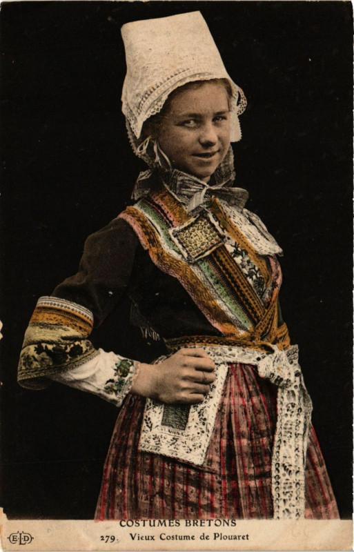 Carte postale ancienne Vieux Costume de Plouaret