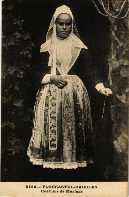 Carte postale ancienne Plougastel-Daoulas - Costume de Mariage à Plougastel-Daoulas