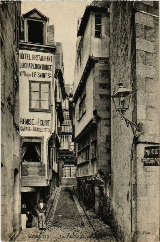 Carte postale ancienne Morlaix - Venelle au Son à Morlaix