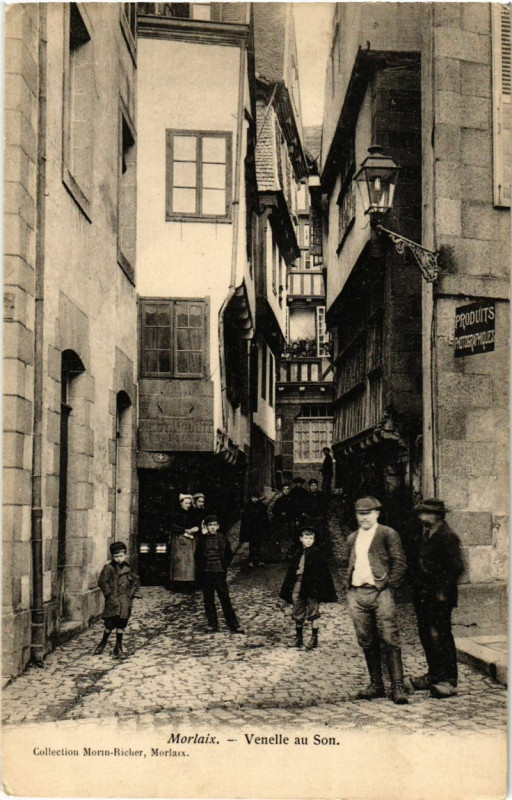 Carte postale ancienne Morlaix - Venelle au Son à Morlaix