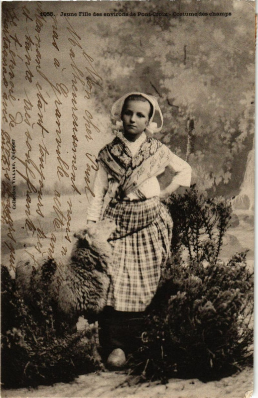 Carte postale ancienne Jeune Fille des Environs de Pont-Croix - Costume des champs à Pont-Croix