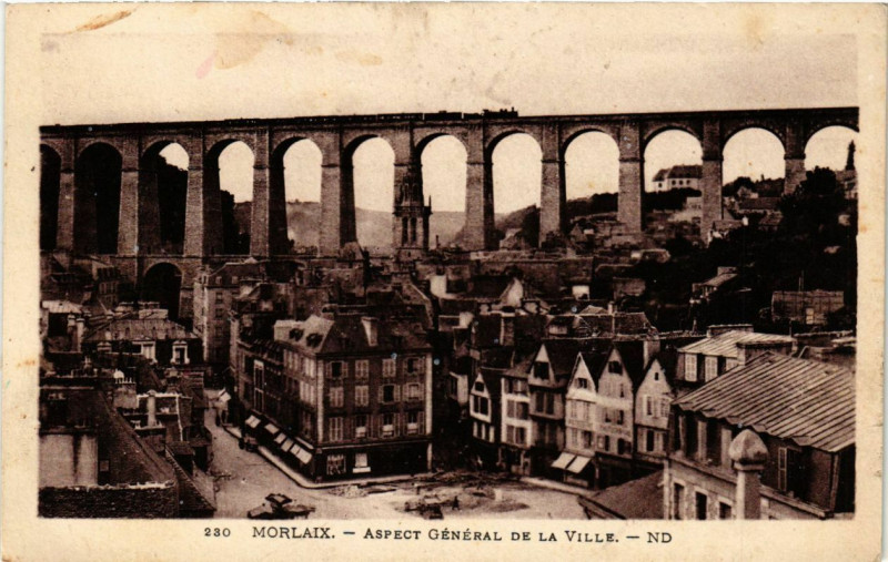 Carte postale ancienne Morlaix - Aspect general de la Ville à Morlaix