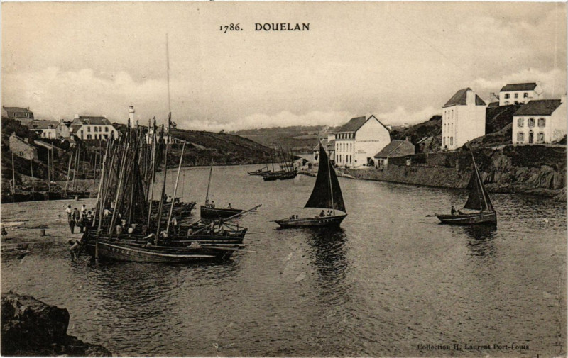 Carte postale ancienne Douelan