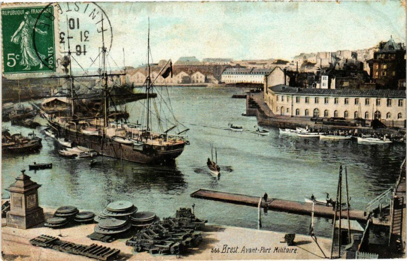 Carte postale ancienne Ed. Aqua 566 Brest Avant-Port Militaire à Brest