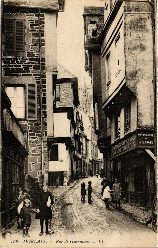 Carte postale ancienne Morlaix - Rue de Gurnisac à Morlaix