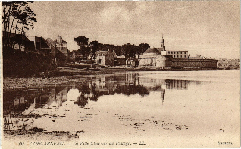 Carte postale ancienne Concarneau - La Ville vu du Passage à Concarneau