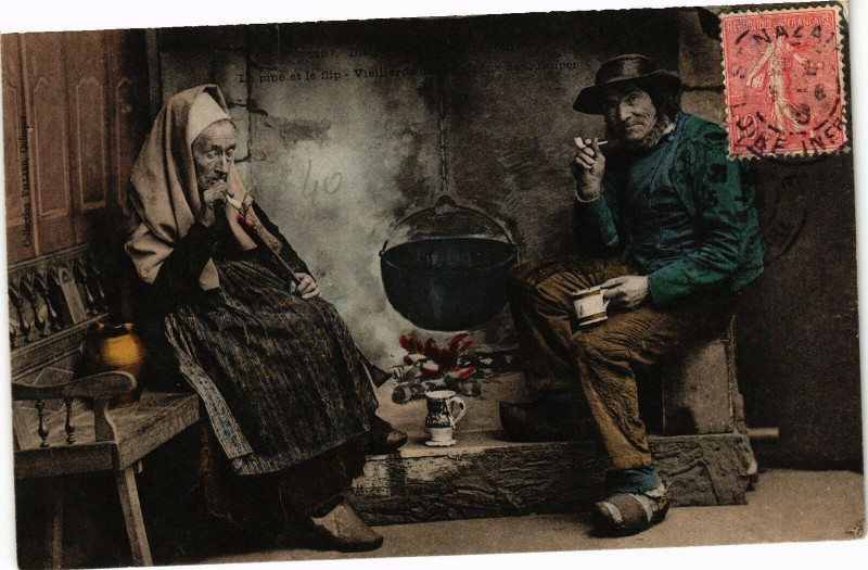 Carte postale ancienne Quimperle - La pipe et le flip-Vieille la à Quimperlé