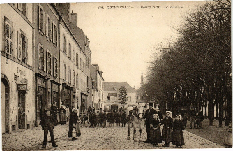 Carte postale ancienne Quimperle-Le Bourg Neuf-La Retraite à Quimperlé